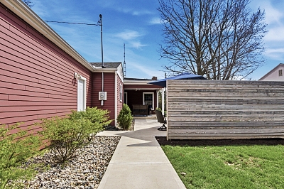 1000 Merry Lane, 3 Bedrooms Bedrooms, 8 Rooms Rooms,2 BathroomsBathrooms,Residential,For Sale,Merry Lane,114894