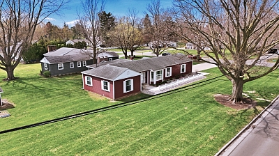 1000 Merry Lane, 3 Bedrooms Bedrooms, 8 Rooms Rooms,2 BathroomsBathrooms,Residential,For Sale,Merry Lane,114894