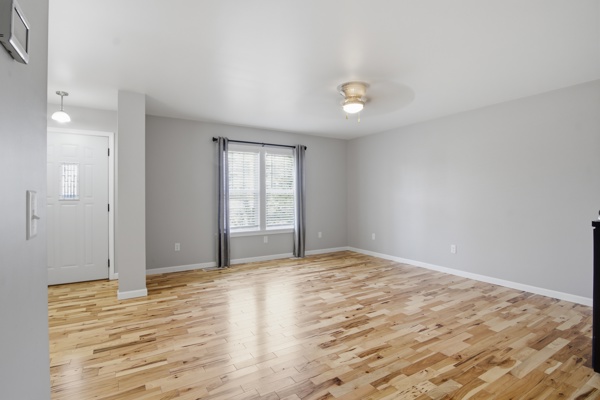 232 N Cherry St, 3 Bedrooms Bedrooms, 5 Rooms Rooms,2 BathroomsBathrooms,Residential,For Sale,N Cherry St,114896