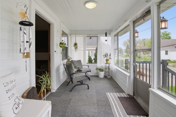 613 Woodland Ave, 2 Bedrooms Bedrooms, 5 Rooms Rooms,1 BathroomBathrooms,Residential,For Sale,Woodland Ave,114898