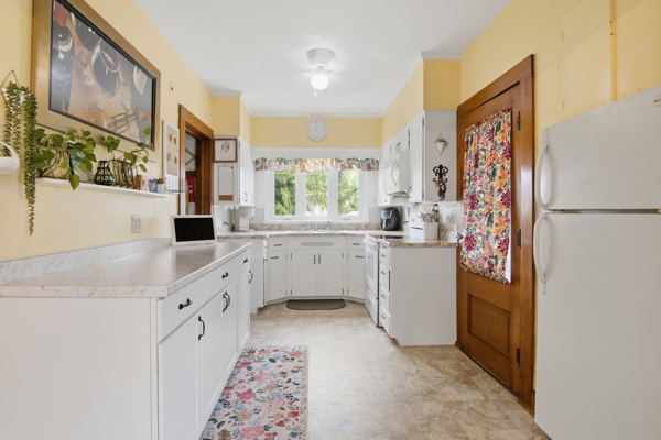 613 Woodland Ave, 2 Bedrooms Bedrooms, 5 Rooms Rooms,1 BathroomBathrooms,Residential,For Sale,Woodland Ave,114898