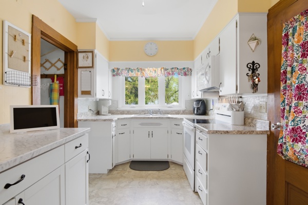 613 Woodland Ave, 2 Bedrooms Bedrooms, 5 Rooms Rooms,1 BathroomBathrooms,Residential,For Sale,Woodland Ave,114898