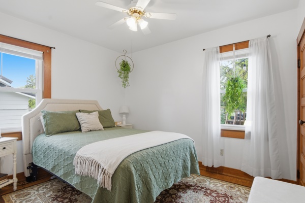 613 Woodland Ave, 2 Bedrooms Bedrooms, 5 Rooms Rooms,1 BathroomBathrooms,Residential,For Sale,Woodland Ave,114898