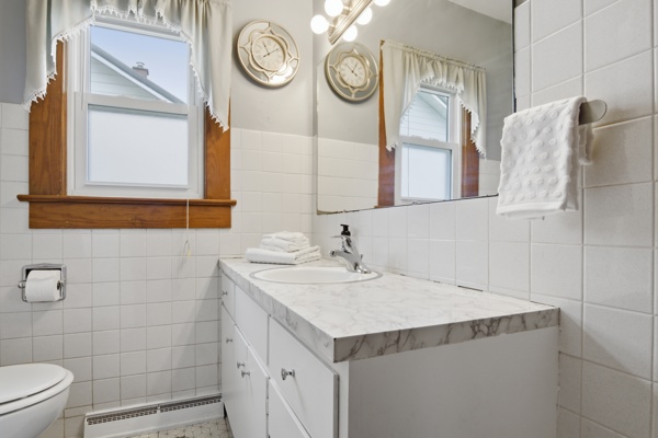 613 Woodland Ave, 2 Bedrooms Bedrooms, 5 Rooms Rooms,1 BathroomBathrooms,Residential,For Sale,Woodland Ave,114898