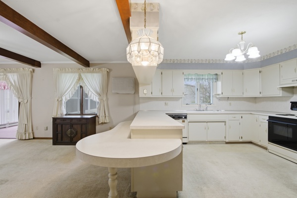 203 Wassenberg St, 3 Bedrooms Bedrooms, 10 Rooms Rooms,2 BathroomsBathrooms,Residential,For Sale,Wassenberg St,114900