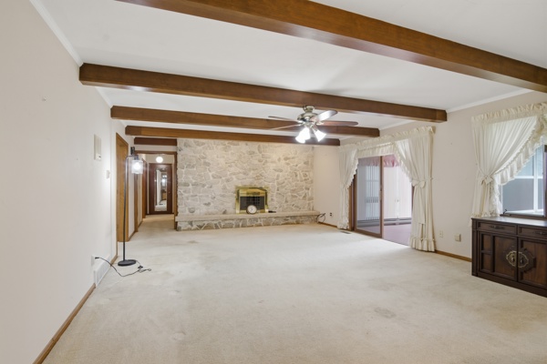 203 Wassenberg St, 3 Bedrooms Bedrooms, 10 Rooms Rooms,2 BathroomsBathrooms,Residential,For Sale,Wassenberg St,114900