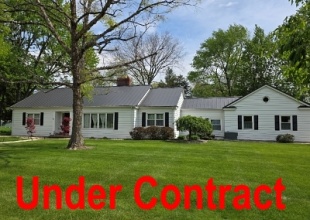 1054 S Walnut St, 2 Bedrooms Bedrooms, ,2 BathroomsBathrooms,Residential,For Sale,S Walnut St,114902
