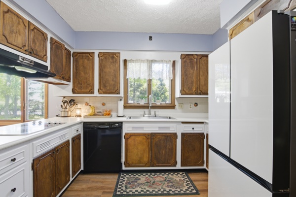 2800 Lakewood Ave., 3 Bedrooms Bedrooms, 6 Rooms Rooms,2 BathroomsBathrooms,Residential,For Sale,Lakewood Ave.,114903