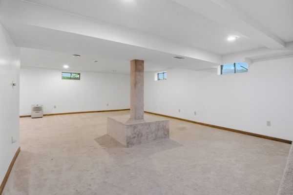 2800 Lakewood Ave., 3 Bedrooms Bedrooms, 6 Rooms Rooms,2 BathroomsBathrooms,Residential,For Sale,Lakewood Ave.,114903