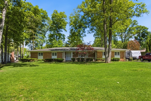 2800 Lakewood Ave., 3 Bedrooms Bedrooms, 6 Rooms Rooms,2 BathroomsBathrooms,Residential,For Sale,Lakewood Ave.,114903