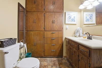 708 N Washington St, 3 Bedrooms Bedrooms, 7 Rooms Rooms,2 BathroomsBathrooms,Residential,For Sale,N Washington St,114904