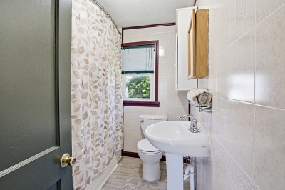 224 Spencer Dr, 2 Bedrooms Bedrooms, 5 Rooms Rooms,1 BathroomBathrooms,Residential,For Sale,Spencer Dr,114905
