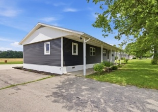 9012 John Brown Rd, 3 Bedrooms Bedrooms, 8 Rooms Rooms,2 BathroomsBathrooms,Residential,For Sale,John Brown Rd,114906