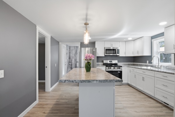 331 North St, 3 Bedrooms Bedrooms, 7 Rooms Rooms,1 BathroomBathrooms,Residential,For Sale,North St,114907
