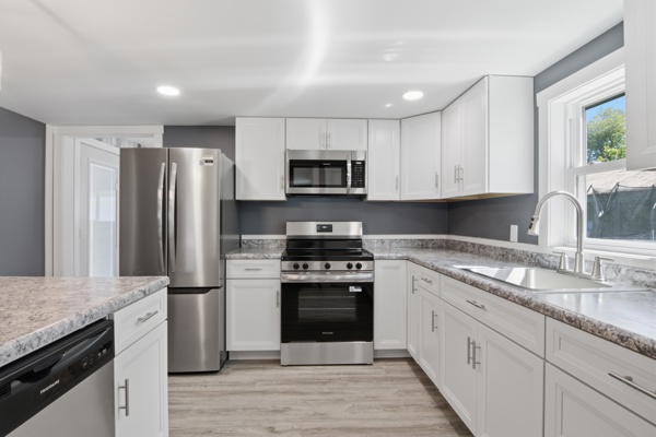 331 North St, 3 Bedrooms Bedrooms, 7 Rooms Rooms,1 BathroomBathrooms,Residential,For Sale,North St,114907