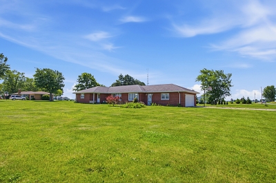 11207 Poe Rd, 3 Bedrooms Bedrooms, 7 Rooms Rooms,1 BathroomBathrooms,Residential,For Sale,Poe Rd,114908