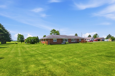 11207 Poe Rd, 3 Bedrooms Bedrooms, 7 Rooms Rooms,1 BathroomBathrooms,Residential,For Sale,Poe Rd,114908