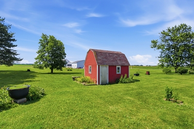 11207 Poe Rd, 3 Bedrooms Bedrooms, 7 Rooms Rooms,1 BathroomBathrooms,Residential,For Sale,Poe Rd,114908