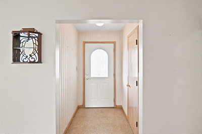 11207 Poe Rd, 3 Bedrooms Bedrooms, 7 Rooms Rooms,1 BathroomBathrooms,Residential,For Sale,Poe Rd,114908