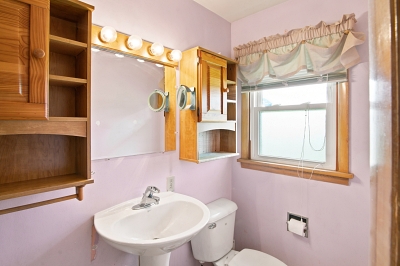 11207 Poe Rd, 3 Bedrooms Bedrooms, 7 Rooms Rooms,1 BathroomBathrooms,Residential,For Sale,Poe Rd,114908