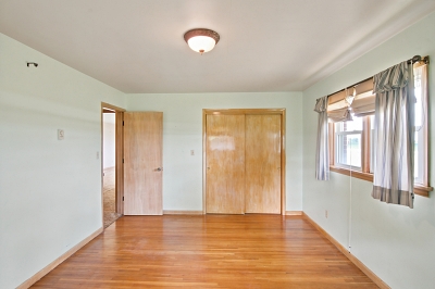 11207 Poe Rd, 3 Bedrooms Bedrooms, 7 Rooms Rooms,1 BathroomBathrooms,Residential,For Sale,Poe Rd,114908