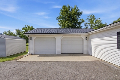 736 Leeson Ave, 2 Bedrooms Bedrooms, 12 Rooms Rooms,1 BathroomBathrooms,Residential,For Sale,Leeson Ave,114909