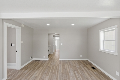 736 Leeson Ave, 2 Bedrooms Bedrooms, 12 Rooms Rooms,1 BathroomBathrooms,Residential,For Sale,Leeson Ave,114909