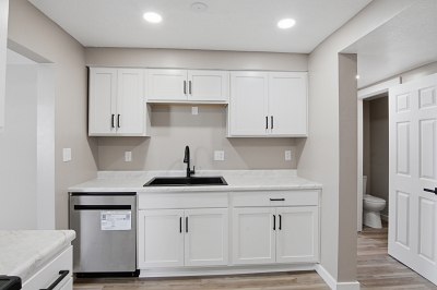 736 Leeson Ave, 2 Bedrooms Bedrooms, 12 Rooms Rooms,1 BathroomBathrooms,Residential,For Sale,Leeson Ave,114909