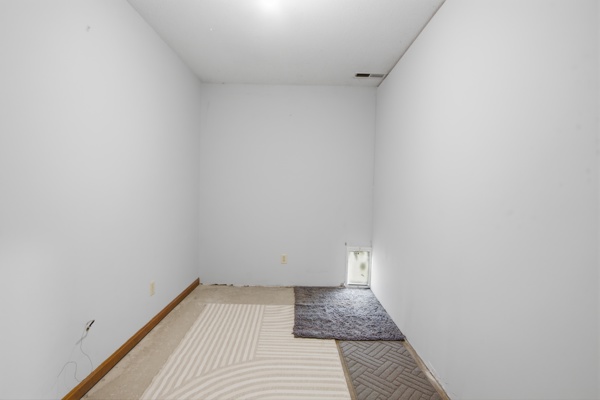 1122 Woodland Ave, 3 Bedrooms Bedrooms, 5 Rooms Rooms,1 BathroomBathrooms,Residential,For Sale,Woodland Ave,114911
