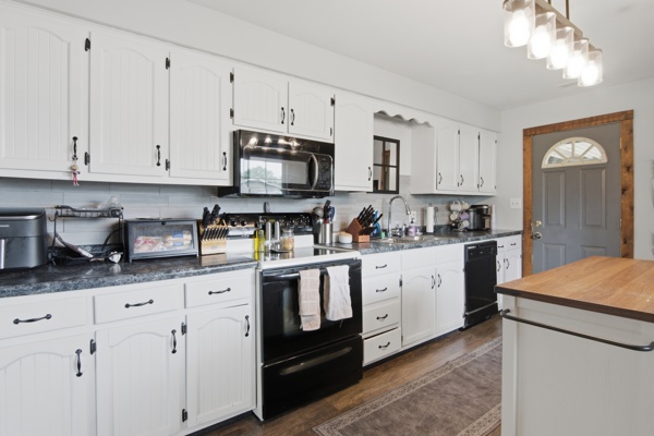 1122 Woodland Ave, 3 Bedrooms Bedrooms, 5 Rooms Rooms,1 BathroomBathrooms,Residential,For Sale,Woodland Ave,114911