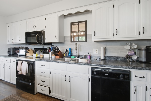 1122 Woodland Ave, 3 Bedrooms Bedrooms, 5 Rooms Rooms,1 BathroomBathrooms,Residential,For Sale,Woodland Ave,114911