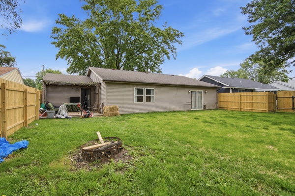 1122 Woodland Ave, 3 Bedrooms Bedrooms, 5 Rooms Rooms,1 BathroomBathrooms,Residential,For Sale,Woodland Ave,114911