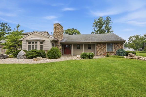 6 Warren Rd., 3 Bedrooms Bedrooms, 6 Rooms Rooms,2 BathroomsBathrooms,Residential,For Sale,Warren Rd.,114912