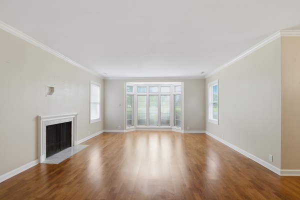6 Warren Rd., 3 Bedrooms Bedrooms, 6 Rooms Rooms,2 BathroomsBathrooms,Residential,For Sale,Warren Rd.,114912
