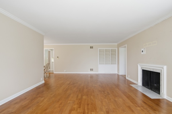 6 Warren Rd., 3 Bedrooms Bedrooms, 6 Rooms Rooms,2 BathroomsBathrooms,Residential,For Sale,Warren Rd.,114912