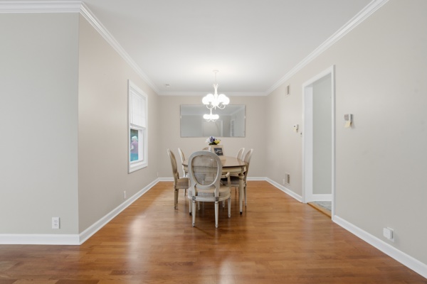 6 Warren Rd., 3 Bedrooms Bedrooms, 6 Rooms Rooms,2 BathroomsBathrooms,Residential,For Sale,Warren Rd.,114912