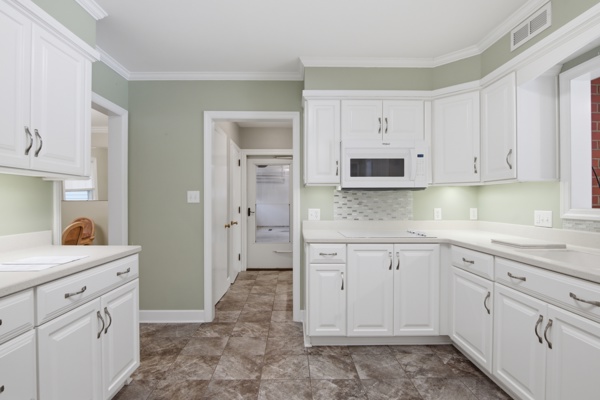 6 Warren Rd., 3 Bedrooms Bedrooms, 6 Rooms Rooms,2 BathroomsBathrooms,Residential,For Sale,Warren Rd.,114912