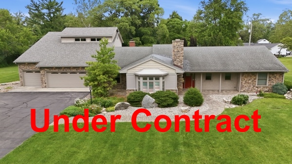 6 Warren Rd., 3 Bedrooms Bedrooms, 6 Rooms Rooms,2 BathroomsBathrooms,Residential,For Sale,Warren Rd.,114912