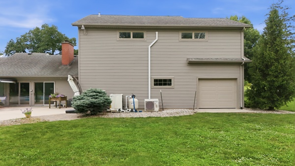 6 Warren Rd., 3 Bedrooms Bedrooms, 6 Rooms Rooms,2 BathroomsBathrooms,Residential,For Sale,Warren Rd.,114912