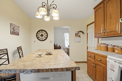 214 Gay St, 3 Bedrooms Bedrooms, 7 Rooms Rooms,1 BathroomBathrooms,Residential,For Sale,Gay St,114916
