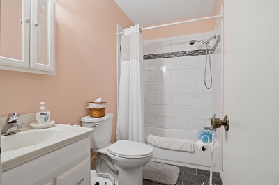 214 Gay St, 3 Bedrooms Bedrooms, 7 Rooms Rooms,1 BathroomBathrooms,Residential,For Sale,Gay St,114916