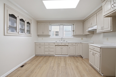 515 S Vine St, 3 Bedrooms Bedrooms, 8 Rooms Rooms,1 BathroomBathrooms,Residential,For Sale,S Vine St,114917