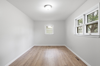 515 S Vine St, 3 Bedrooms Bedrooms, 8 Rooms Rooms,1 BathroomBathrooms,Residential,For Sale,S Vine St,114917