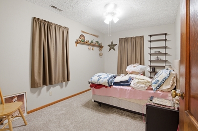 724 Airport Ave, 2 Bedrooms Bedrooms, 4 Rooms Rooms,1 BathroomBathrooms,Residential,For Sale,Airport Ave,114923