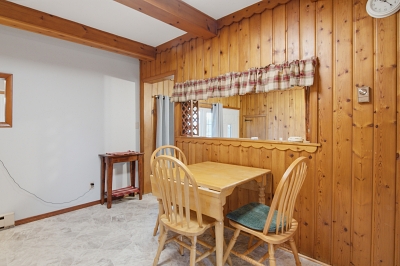724 Airport Ave, 2 Bedrooms Bedrooms, 4 Rooms Rooms,1 BathroomBathrooms,Residential,For Sale,Airport Ave,114923