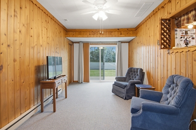 724 Airport Ave, 2 Bedrooms Bedrooms, 4 Rooms Rooms,1 BathroomBathrooms,Residential,For Sale,Airport Ave,114923