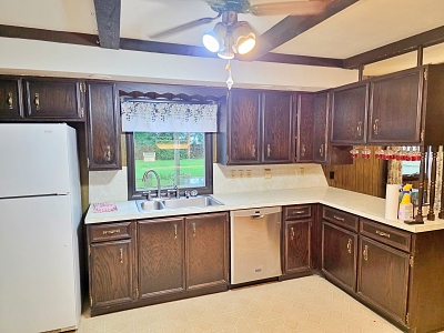 445 Cleveland St, 6 Bedrooms Bedrooms, 10 Rooms Rooms,2 BathroomsBathrooms,Residential,For Sale,Cleveland St,114949