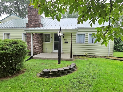 445 Cleveland St, 6 Bedrooms Bedrooms, 10 Rooms Rooms,2 BathroomsBathrooms,Residential,For Sale,Cleveland St,114949