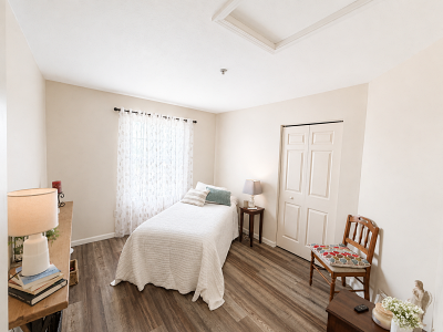 2 Bedrooms Bedrooms, 4 Rooms Rooms,2 BathroomsBathrooms,Condo-townhouse,For Sale,114951