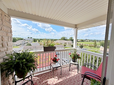 2 Bedrooms Bedrooms, 4 Rooms Rooms,2 BathroomsBathrooms,Condo-townhouse,For Sale,114951